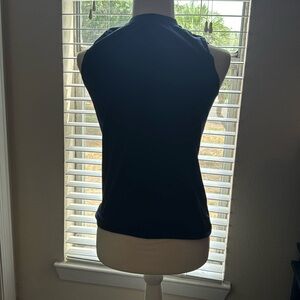 Boys size large 10/12 navy blue fruit of the loom tanktop. good condition: